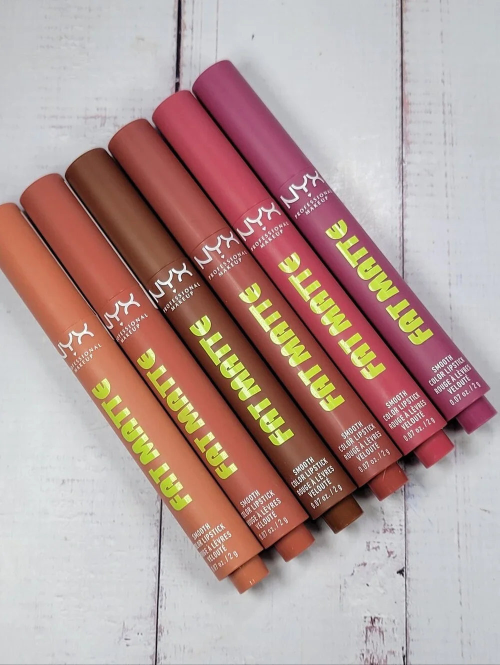 NYX swatched innovative hello